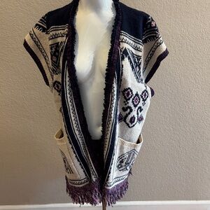 Angel ol’ the North Women's Multicolor Patterned Sweater Vest size M/L